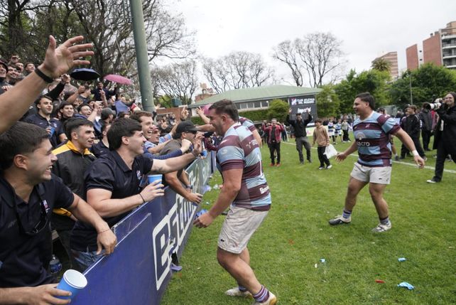 Atlético del Rosario hizo lo que tenía que hacer y seguirá siendo Top 14 en la Urba en 2027
