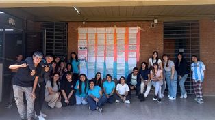 El mate -bingo es organizado por alumnos y alumnas de quinto año de la escuela Perito Moreno.