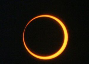 Eclipse solar: una invitación para recuperar el brillo propio