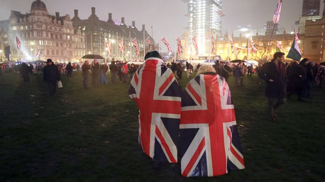 Festejos. Miles de &ldquo;brexiteros&rdquo; celebraron anoche en Londres el fin del v&iacute;nculo con Europa.&nbsp;