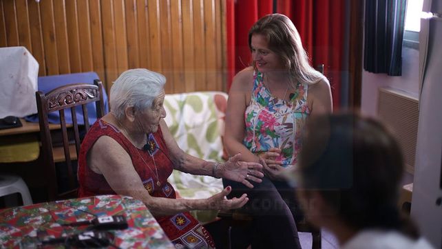 Paula, la abuela de 95 años que cura de palabra a los jugadores de Patronato