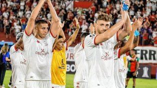 Huracán va por el primer paso ante Sporting Cristal