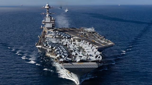 Donald Trump amenaza a Venezuela con un portaviones
