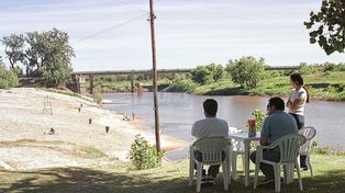 Detectan altas concentraciones de glifosato en el río Gualeguay