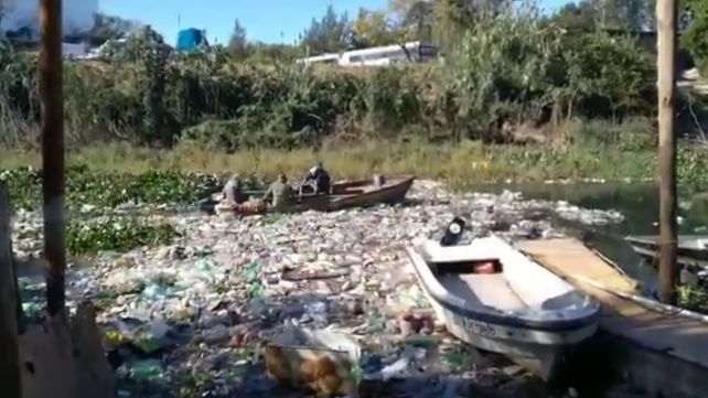 Contaminación del arroyo Ludueña, un problema sin causas ni soluciones a la vista