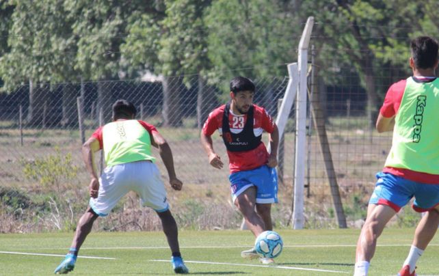 Mauro Luna Diale debutaría con la camiseta de Unión ante el Emelec.