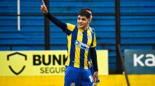 Santiago Segovia marcó para Central de penal, en el cierre del primer tiempo.