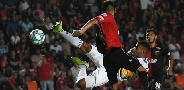 Colón es el segundo equipo más goleado y el segundo que menos goles marcó