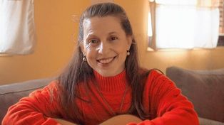 Silvina López se presentará este sábado 16 a las 21 en La Vieja Usina, con entrada libre y gratuita, para recorrer los 50 años de su carrera.