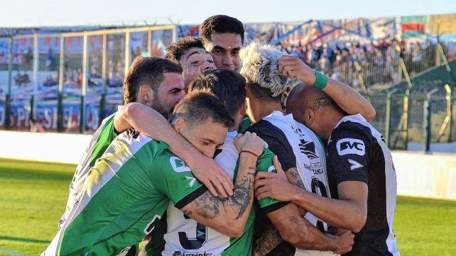 Villa Mitre eliminó a Arsenal y avanzó en la Copa Argentina