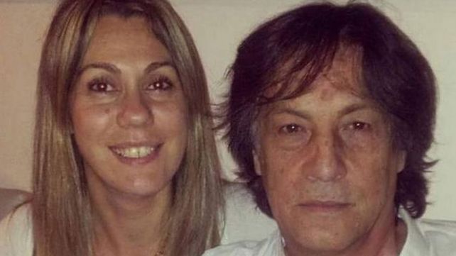 Un cirujano y su esposa,fueron acribillados en su propia camioneta