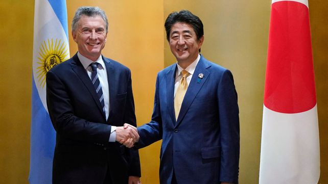 Nos gustaría abrir el mercado para arándanos y cerezas, dijo Macri en Japón