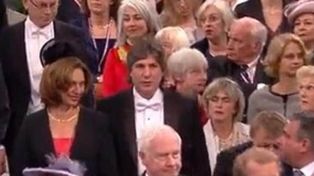 Amado Boudou, el representante argentino, con moño y smoking