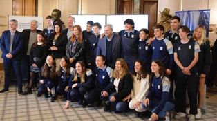 Deportistas y representantes, en la sede legislativa, en Santa Fe.&nbsp; 