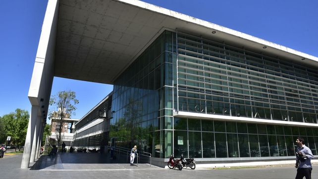 La víctima fue internada en el Hospital de Emergencias Clemente Alvarez.&nbsp;