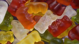 Alumnos de Nueva York hospitalizados por comer caramelos de marihuana