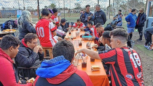 Reunión entre todos los jugadores del campeonato.