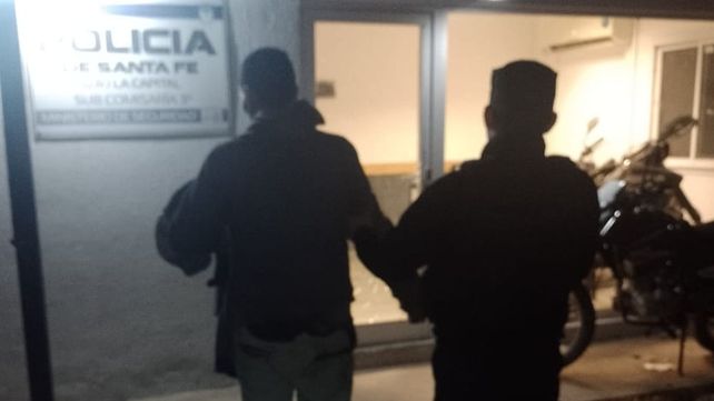 Detuvieron a un delincuente que robo elementos del Jardín de Las Flores