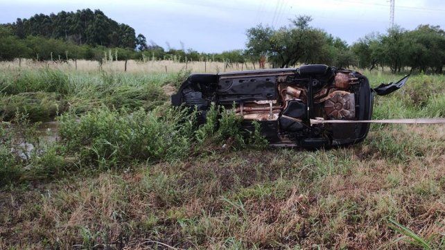 Colonia Elía: dos muertos al ser arrastrados su auto hacia un arroyo