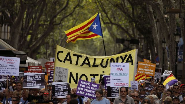 Homenajes a las víctimas en el aniversario de los atentados en Barcelona
