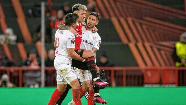 Lisandro Martínez prefiere mantener la paciencia para regresar al Manchester United.