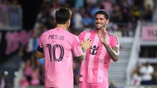 Con golazo y asistencia de Messi