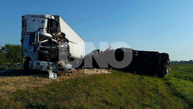 Fatalidad en la RN 34: dos choferes perdieron la vida al colisionar con sus camiones de frente Fatalidad en la RN 34: dos choferes perdieron la vida al colisionar con sus camiones de frente