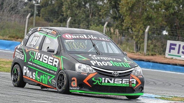 Iñaki Arrías buscará tener un buen cierre de jornada en su debut.