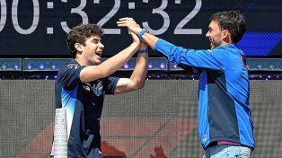 Colapinto en el fan zone de Imola: Muchas remeras de Boca