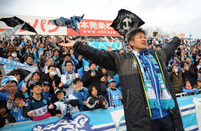Yokohama le renovó contrato a un jugador de casi 53 años