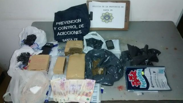 Trozos compactos. El material estupefaciente incautado en el procedimiento.&nbsp;