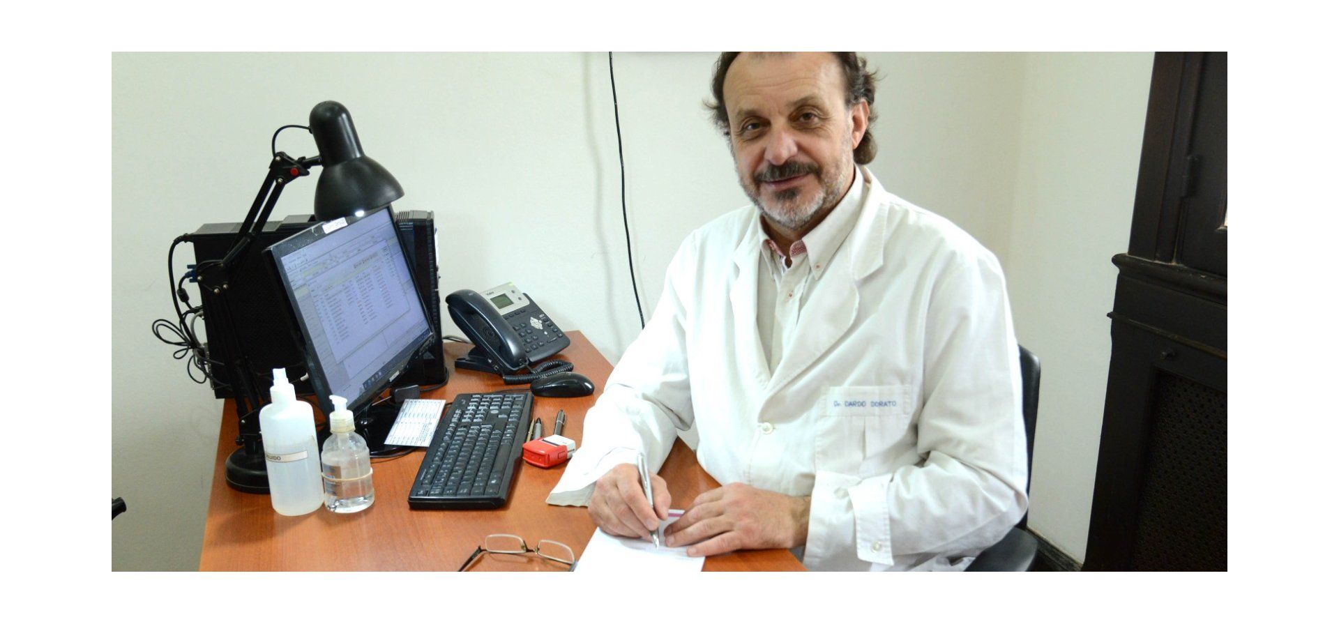 La Asociación Médica pide un acuerdo a nivel nacional para redefinir el sistema de salud