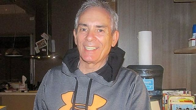 Allanaron una casa y una oficina del exFórmula 1 Oscar Popi Larrauri