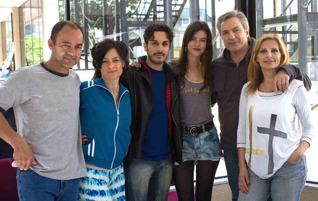 El elenco. Carlos Santamaría