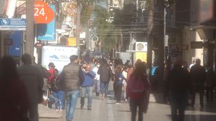 Presión del comercio santafesino para trabajar por la mañana de lunes a viernes