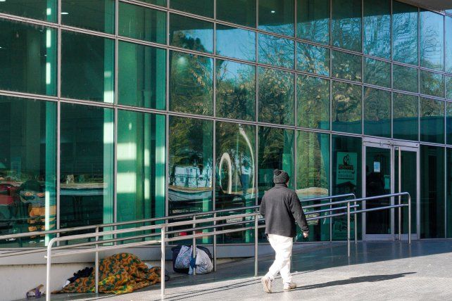 La víctima recibió asistencia en el Heca tras el robo.