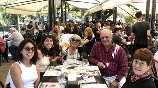 Las temperaturas cálidas del domingo permitieron aprovechar los espacios exteriores y al aire libre para festejar el Día de la Madre