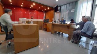 Una jueza rechazó el sobreseimiento de Alberto José Gastiazoro y un empleado municipal de Villa Urquiza.