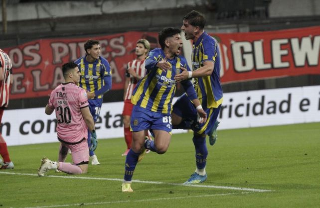 Alan Rodríguez lleva dos partidos como titular en Central y va por el tercero. Se mantiene entre los once.