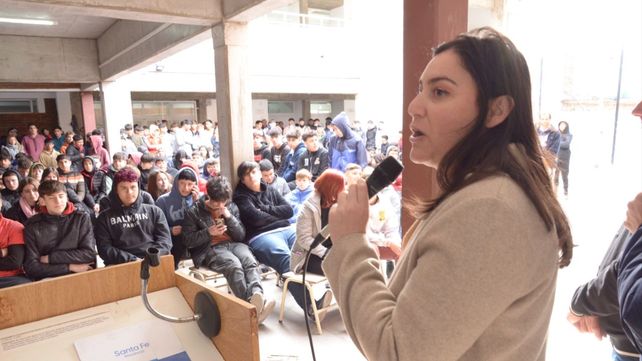 La secretaria de Ciencia y Tecnología de &nbsp;la provincia entregó resolución que otorga los recursos.