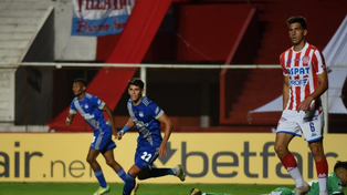 Unión jugó mal y perdió bien ante Emelec por 1-0