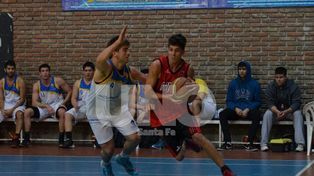 Con un adelanto en el ascenso, arranca la fecha de los Clásicos