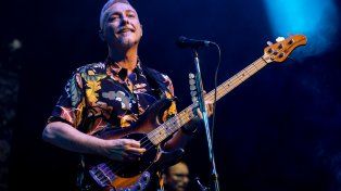 Pedro Aznar pasará por el Teatro El Círculo de Rosario como parte de la gira en la que celebrará 50 años con la música