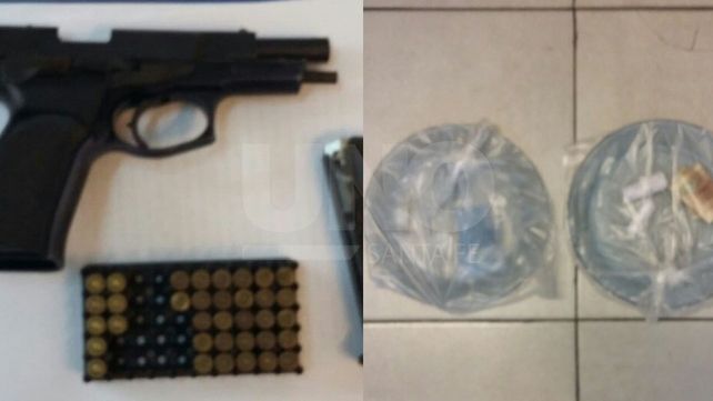 Amenazó a su expareja y cayó preso con un arma de guerra y cocaína