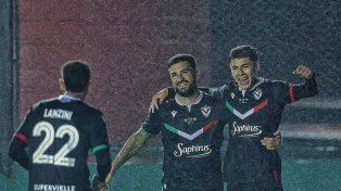 Vélez aplastó a Deportivo Armenio y avanzó en la Copa Argentina