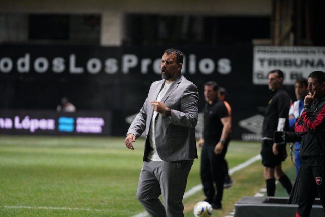 El &uacute;ltimo partido de Cristian Fabbiani en Newell's fue en la derrota contra Argentinos.
