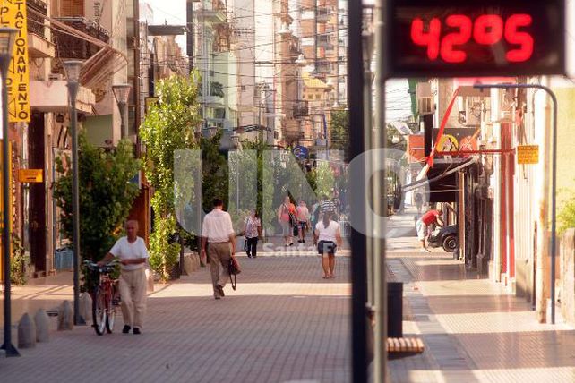 Rige una alerta por el calor, con temperaturas superiores a 41°C