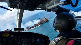 Desastre ecológico: se hunde en Sri Lanka un barco cargado con químicos y petróleo