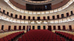 El Teatro 3 de Febrero, un emblema que guarda la memoria cultural