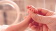 Cuidados centrados en el bebé y su familia: cómo cambió el modelo de atención neonatal